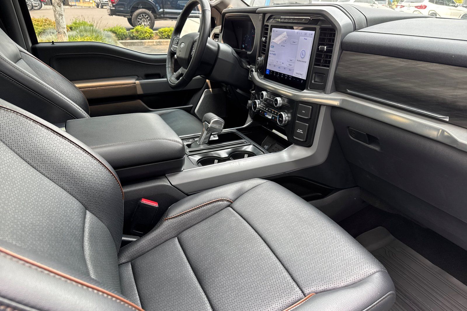 Used 2024 Ford F150 Lariat w/ Equipment Group 502A High AWD/4WD image 15