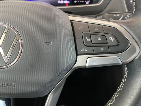 Certified 2023 Volkswagen Tiguan SE FWD image 7