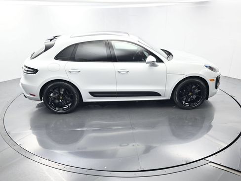 Certified 2026 Porsche Macan GTS AWD/4WD image 44