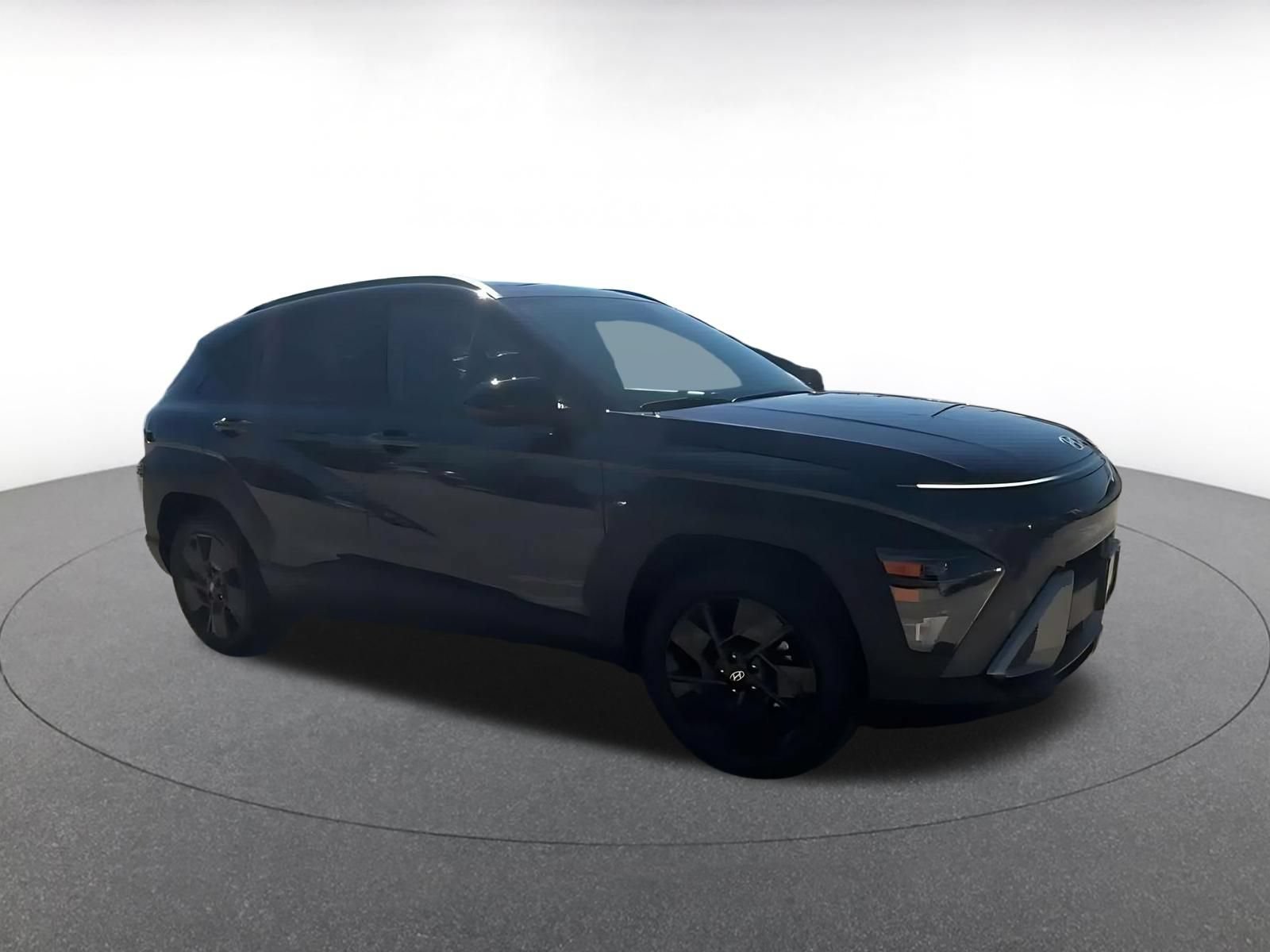 Used 2026 Hyundai Kona SEL Sport FWD image 2