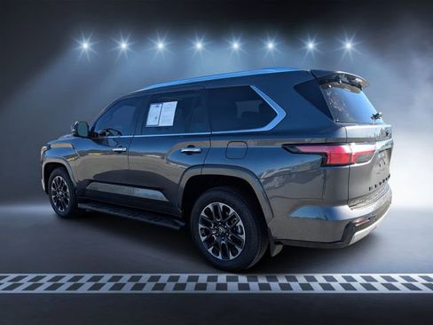 Used 2025 Toyota Sequoia Limited image 5