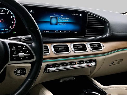 Used 2022 Mercedes-Benz GLS 450 4MATIC image 7