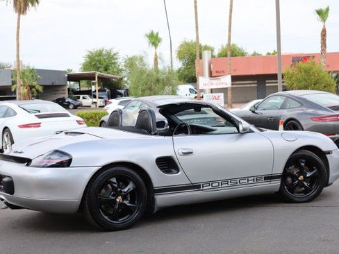 Used 2002 Porsche Boxster RWD image 19