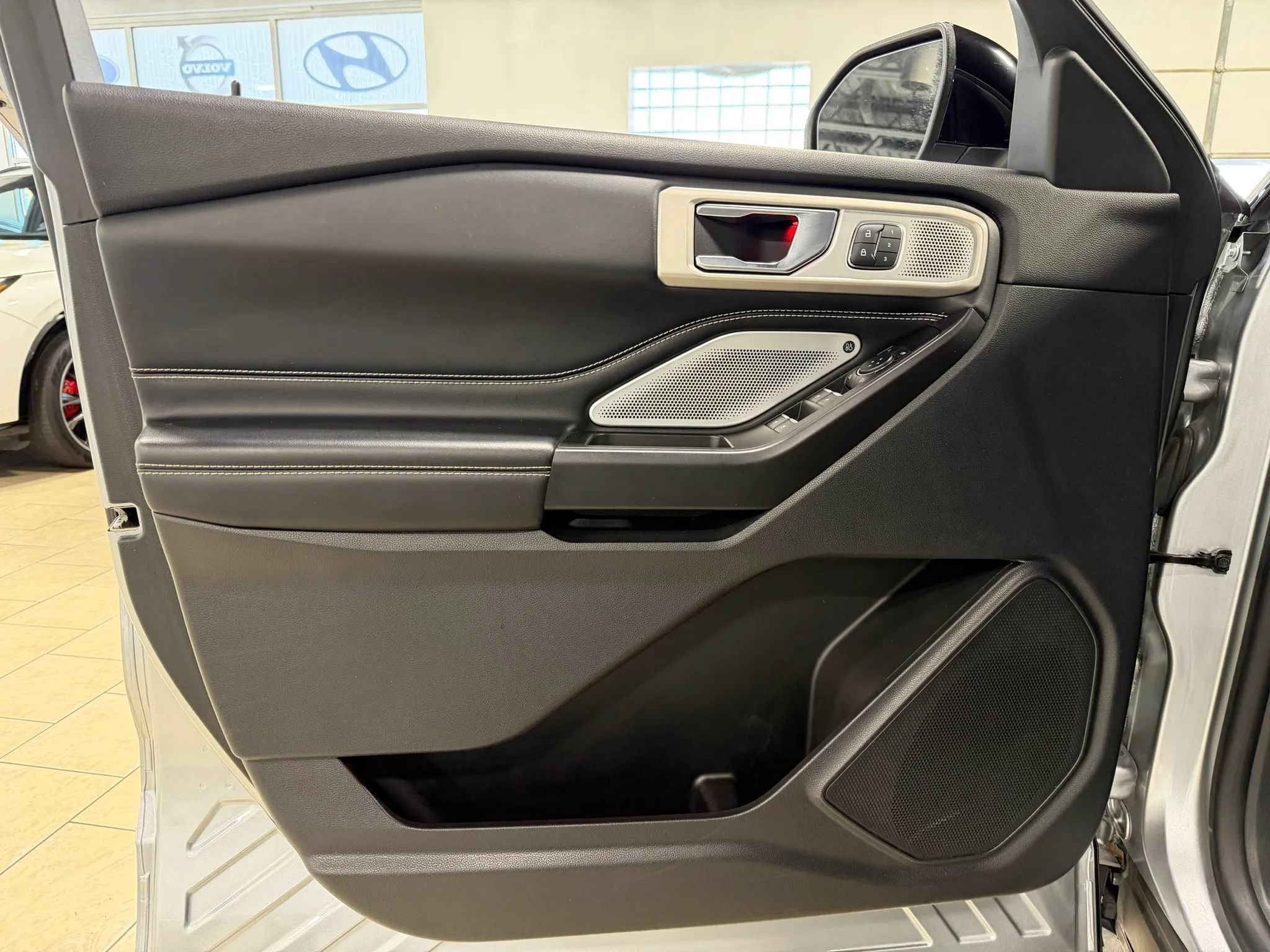 Used 2020 Ford Explorer ST w/ ST Street Pack AWD/4WD image 34