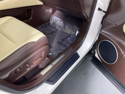 Used 2017 Lexus RX 350 AWD image 34