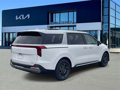 New 2026 Kia Carnival SX image 12