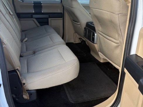 Used 2015 Ford F150 XLT w/ Trailer Tow Package image 20