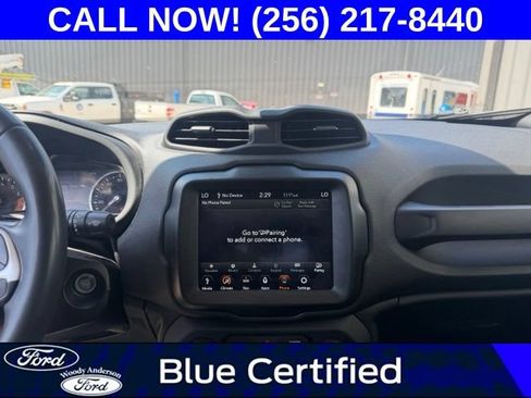 Used 2023 Jeep Renegade Altitude AWD/4WD image 12