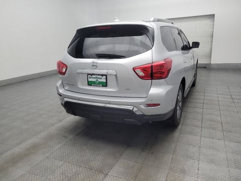 Used 2020 Nissan Pathfinder SL FWD image 9