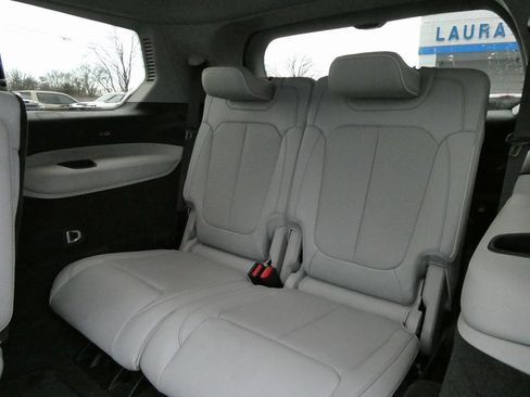 Used 2021 Jeep Grand Cherokee L Overland w/ Luxury Tech Group IV image 23