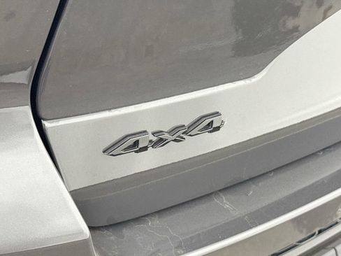 New 2025 Jeep Grand Cherokee Altitude image 49