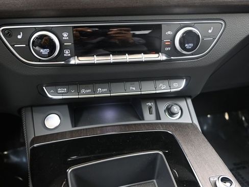 Used 2025 Audi Q5 2.0T Premium Plus w/ Premium Plus Package image 33