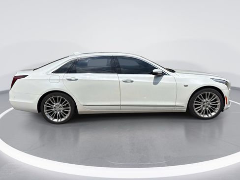Used 2018 Cadillac CT6 Premium Luxury w/ Active Chassis Package AWD/4WD image 9