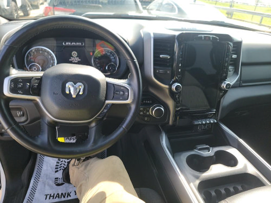 Used 2023 RAM 1500 Big Horn AWD/4WD image 8