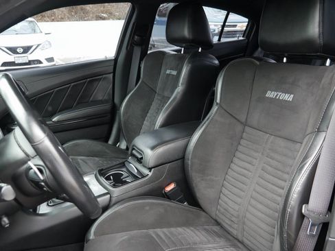 Used 2019 Dodge Charger R/T w/ Daytona Edition Group image 9