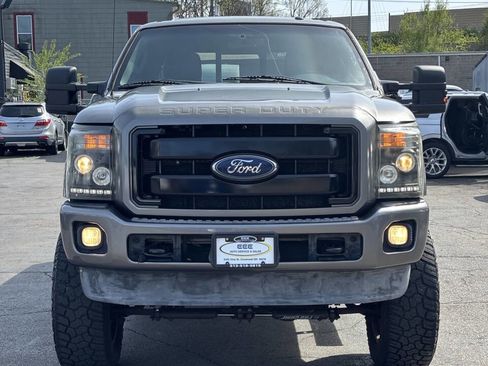 Used 2012 Ford F250 Lariat w/ Lariat Ultimate Pkg image 4