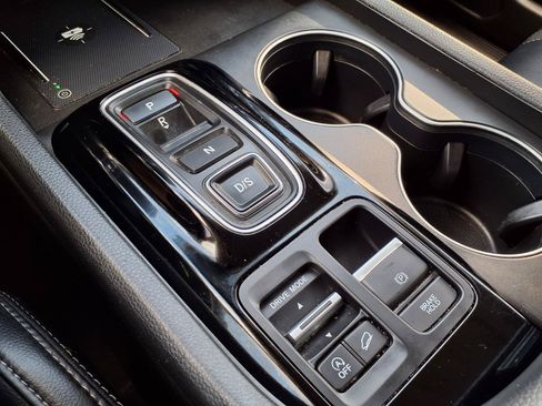 Certified 2025 Honda Pilot EX-L image 12