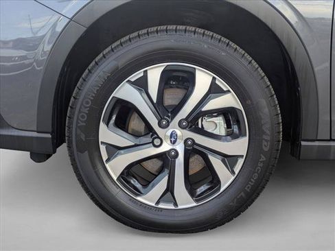 Used 2020 Subaru Outback Touring AWD/4WD image 23