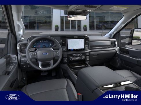 New 2026 Ford F250 Lariat w/ Black Appearance Package image 9