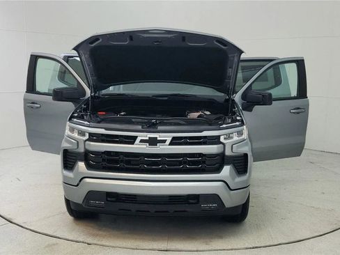 Used 2024 Chevrolet Silverado 1500 RST image 10