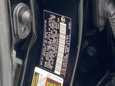 Used 2016 Toyota Camry SE FWD image 31