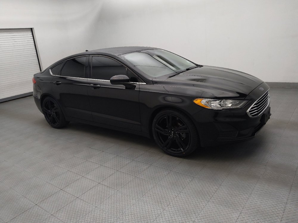 Used 2019 Ford Fusion SE FWD image 11