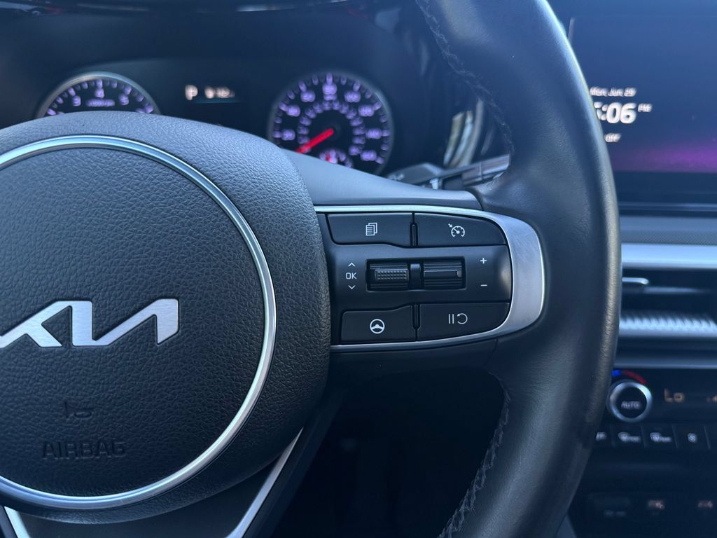 Used 2023 Kia K5 GT-Line FWD image 29