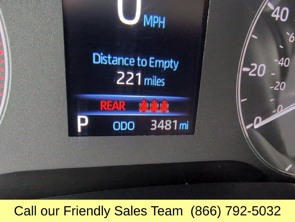 Used 2025 Toyota Corolla LE FWD image 17