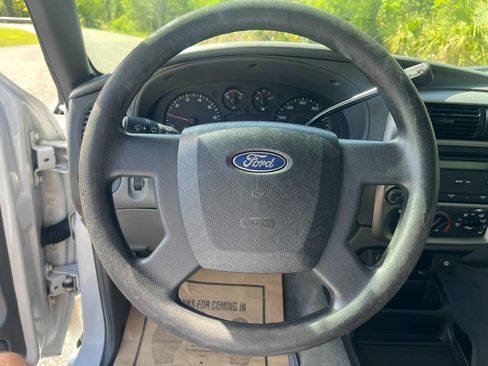 Used 2011 Ford Ranger XLT image 13