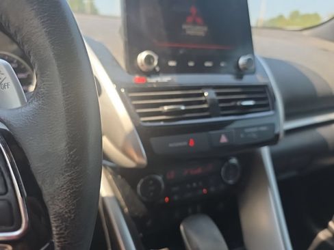 Used 2022 Mitsubishi Eclipse Cross SEL AWD/4WD image 14