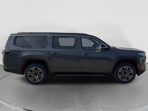 New 2026 Jeep Grand Wagoneer L 4WD w/ Premium Group I image 12