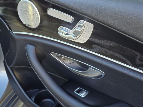 Used 2023 Mercedes-Benz E 450 4MATIC Sedan image 28