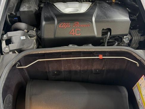 Used 2018 Alfa Romeo 4C Spider w/ Convenience Group - Spider image 22