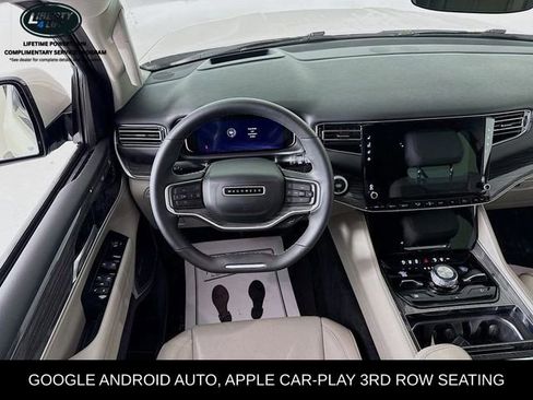 Used 2022 Jeep Wagoneer Series III image 21