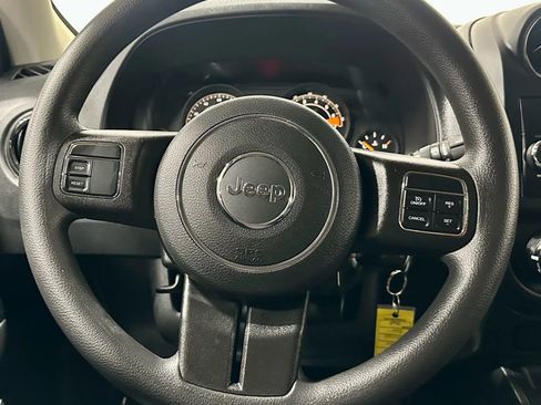Used 2014 Jeep Patriot Sport w/ Power Value Group image 18