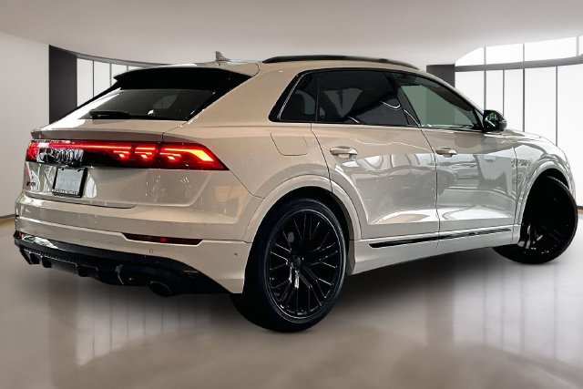 Used 2026 Audi SQ8 Prestige AWD/4WD image 5