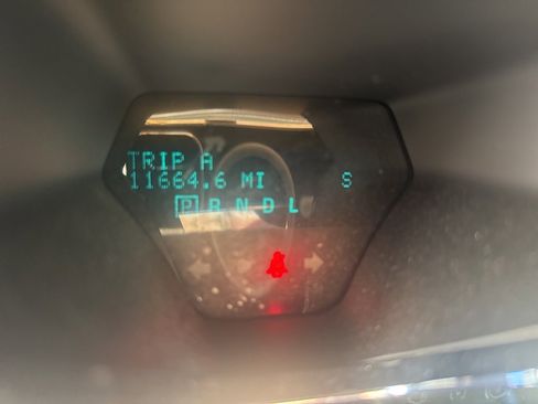 Used 2017 Chevrolet Traverse LT image 21