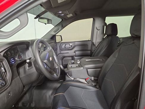 Used 2019 Chevrolet Silverado 1500 Custom w/ Custom Convenience Package image 13