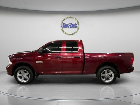 Used 2018 RAM 1500 Express AWD/4WD image 4