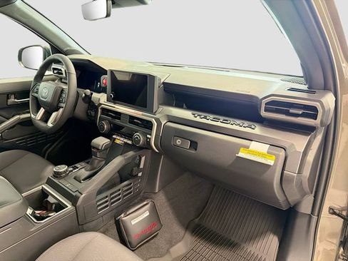 New 2026 Toyota Tacoma TRD Off-Road AWD/4WD image 22