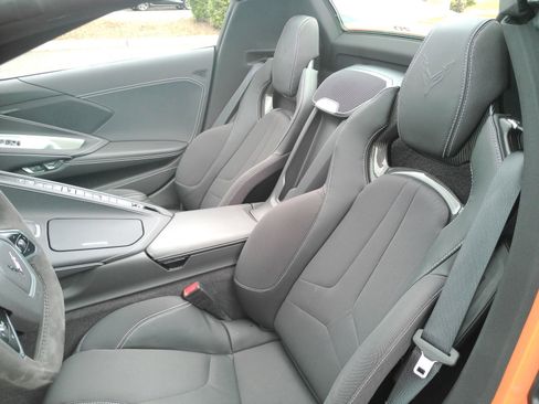 Certified 2023 Chevrolet Corvette Stingray Convertible w/ 1LT RWD image 19