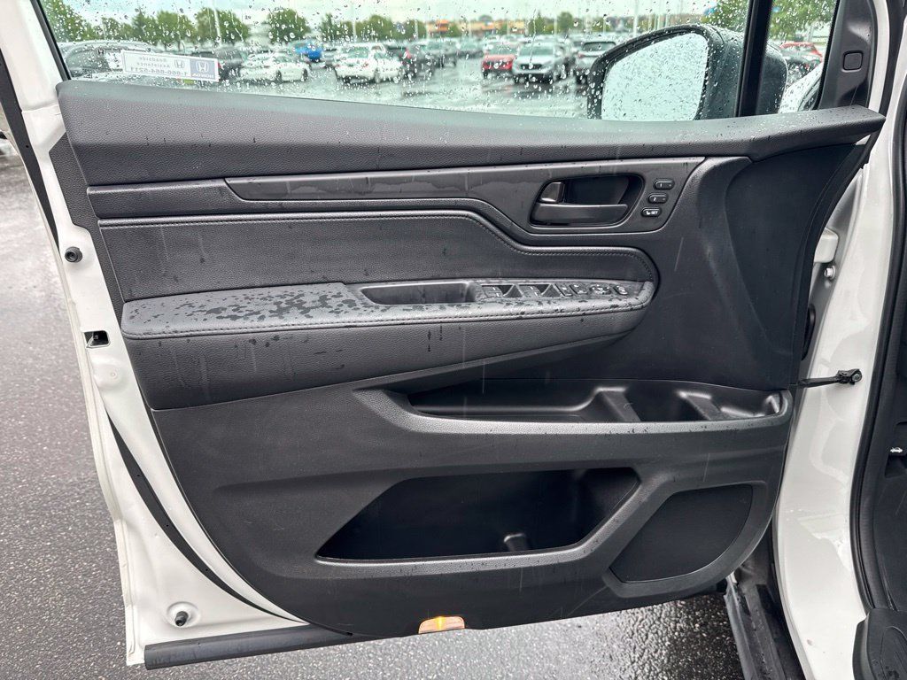 Certified 2026 Honda Odyssey EX-L image 31