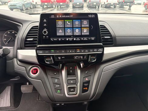 Used 2025 Honda Odyssey Sport-L image 16