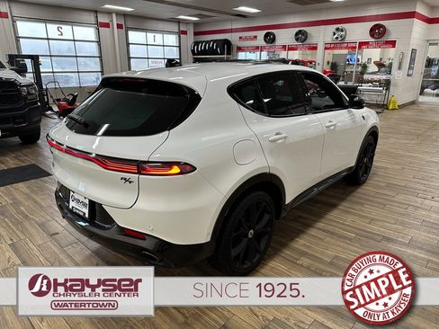 Certified 2024 Dodge Hornet R/T Plus image 5