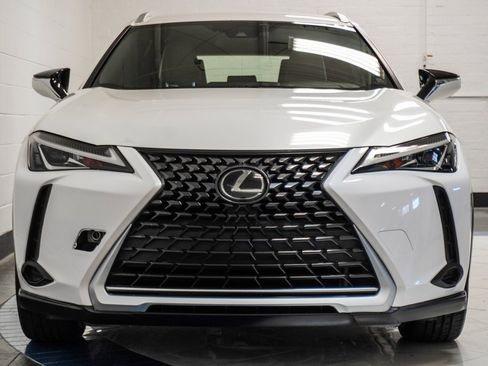 Used 2020 Lexus UX 200 image 35