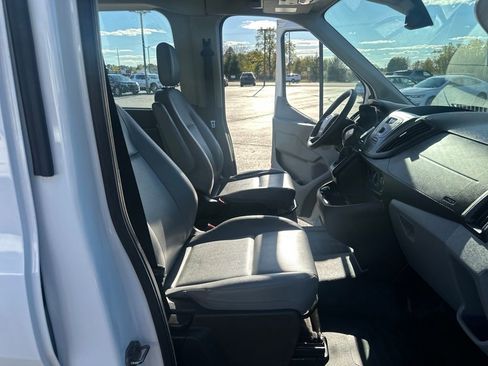 Used 2017 Ford Transit 150 XL image 24
