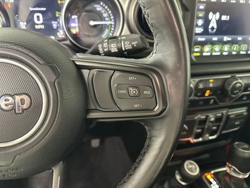 Used 2023 Jeep Wrangler Unlimited w/ Cold Weather Group image 16