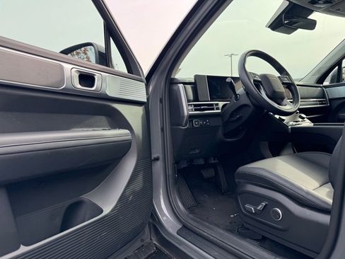 Used 2025 Hyundai Santa Fe XRT image 14