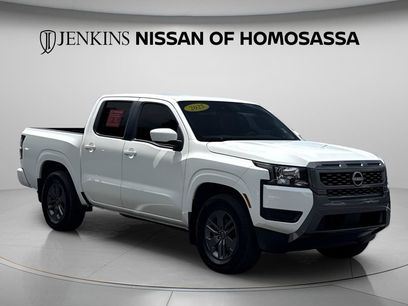 Certified 2025 Nissan Frontier SV