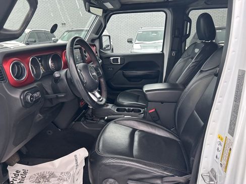 Certified 2018 Jeep Wrangler Unlimited Rubicon image 15